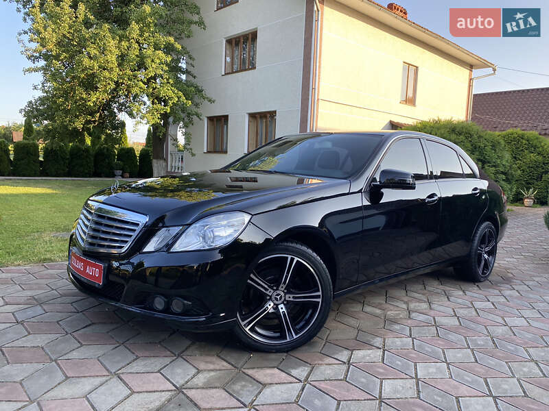 Mercedes-benz E-class (2011)
