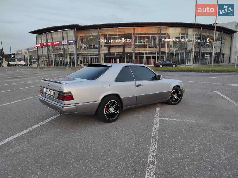 Mercedes-benz E-class (1993)