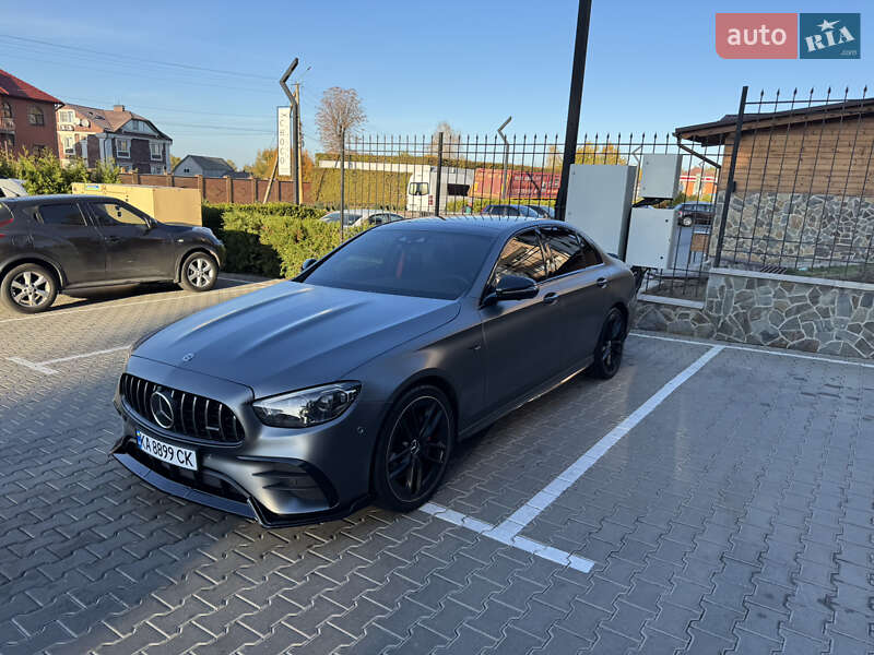 Mercedes-benz E-class (2021)