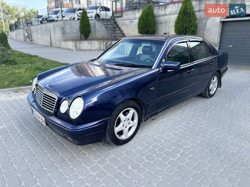 Mercedes-benz E-class (1996)