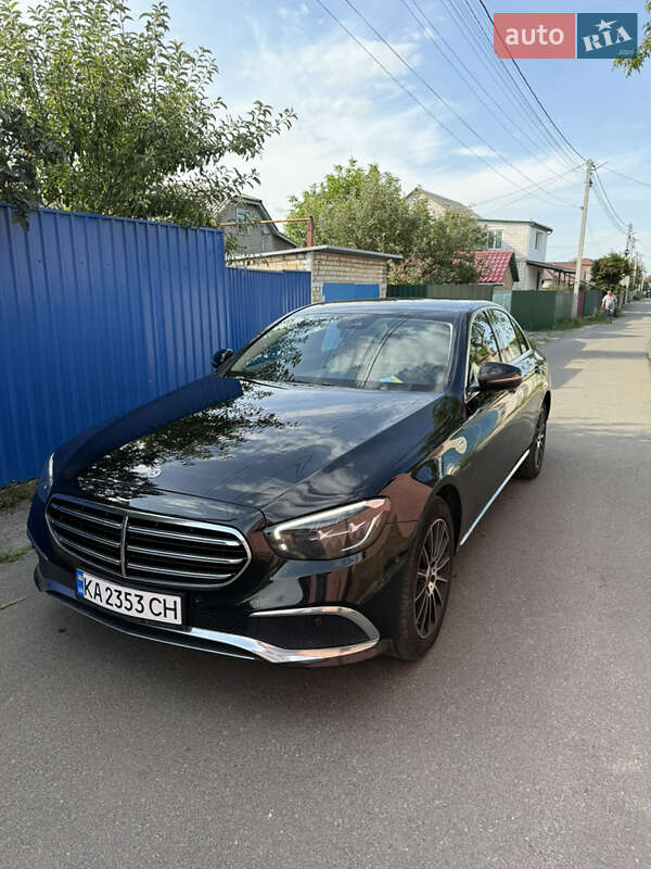 Mercedes-benz E-class (2020)