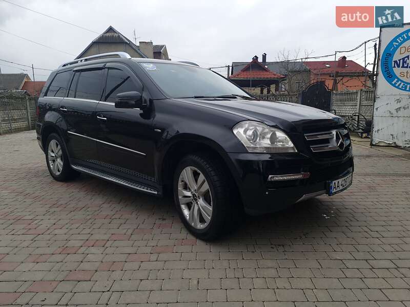 Mercedes-benz Gl-class (2012)