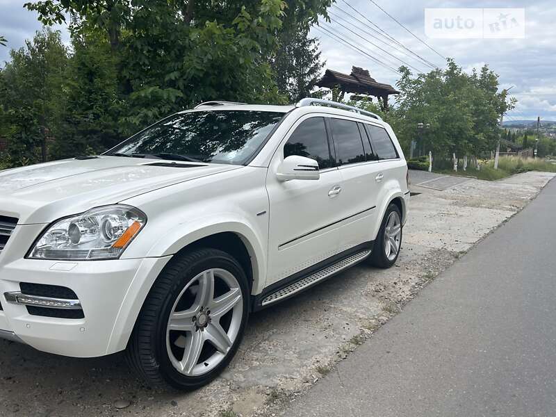 Mercedes-benz Gl-class (2012)