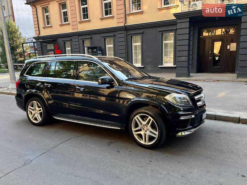 Mercedes-benz Gl-class (2013)