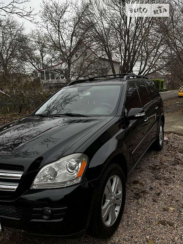Mercedes-benz Gl-class (2006)