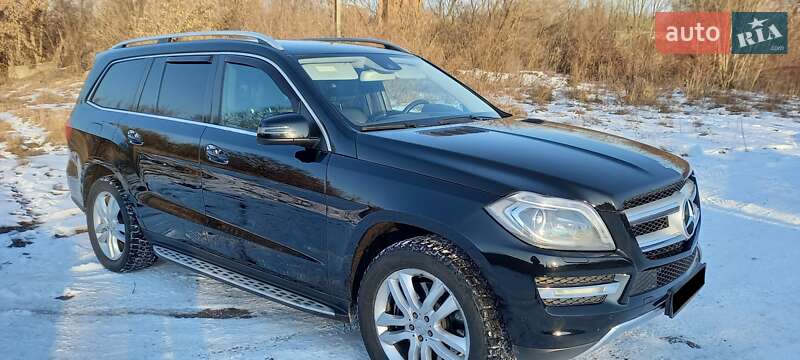 Mercedes-benz Gl-class (2012)