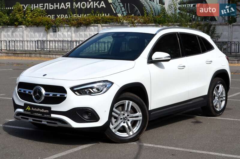 Mercedes-benz Gla-class (2020)