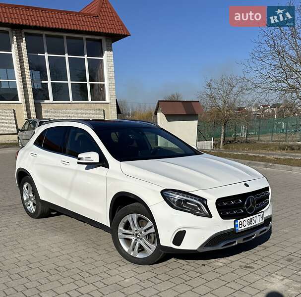 Mercedes-benz Gla-class (2019)