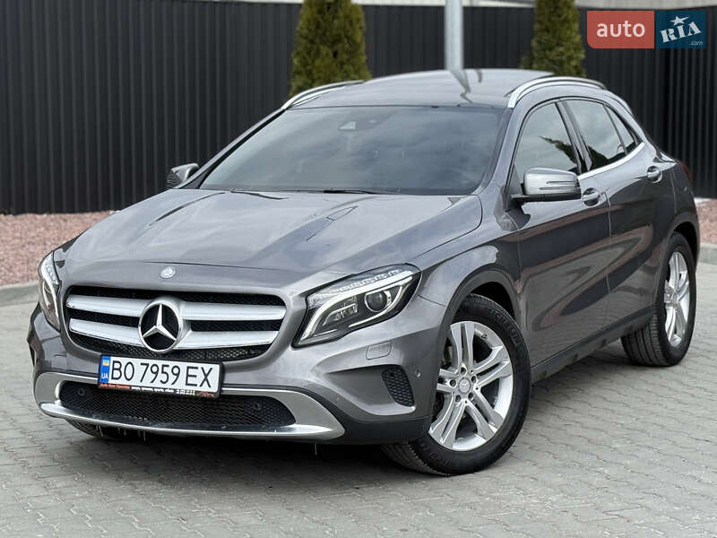 Mercedes-benz Gla-class (2016)