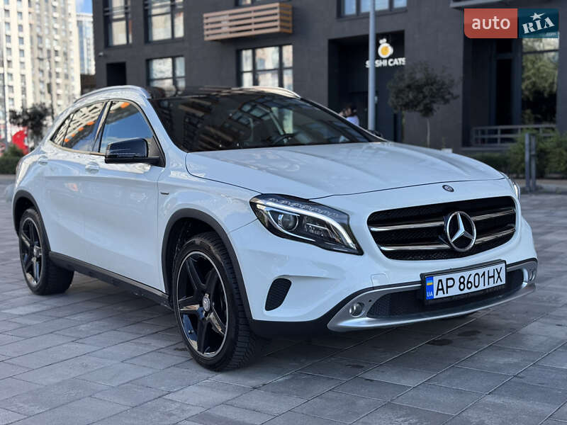 Mercedes-benz Gla-class (2014)