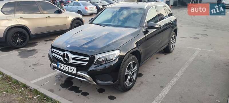 Mercedes-benz Glc-class (2016)