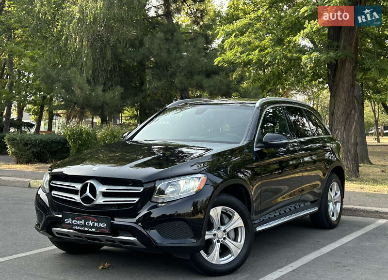 Mercedes-benz Glc-class (2016)