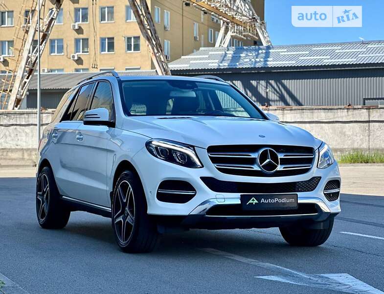 Mercedes-benz Gle-class (2016)