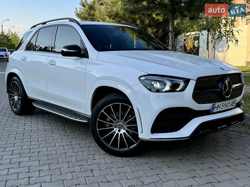 Mercedes-benz Gle-class (2021)