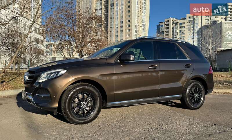 Mercedes-benz Gle-class (2017)