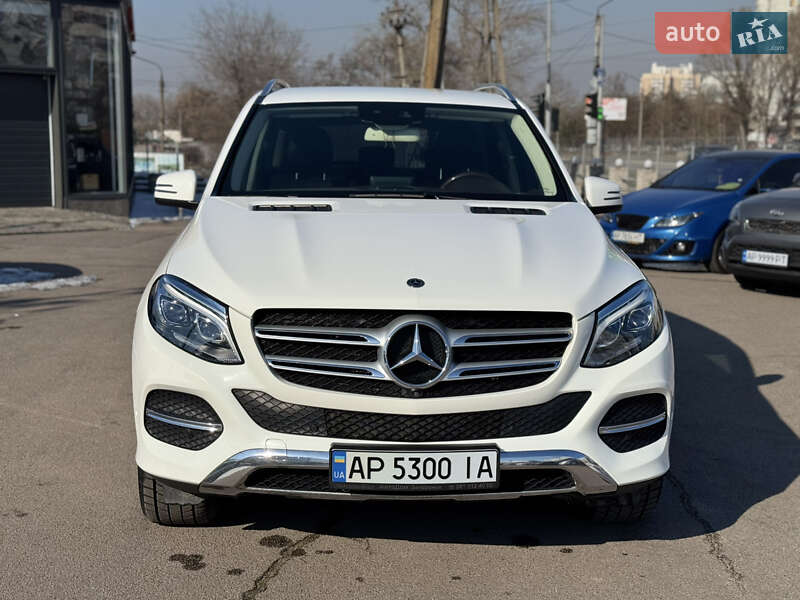 Mercedes-benz Gle-class (2017)