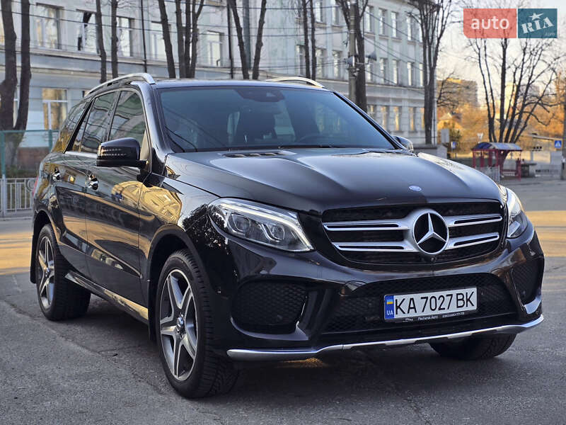 Mercedes-benz Gle-class (2016)