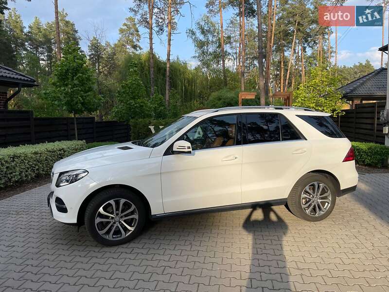 Mercedes-benz Gle-class (2016)