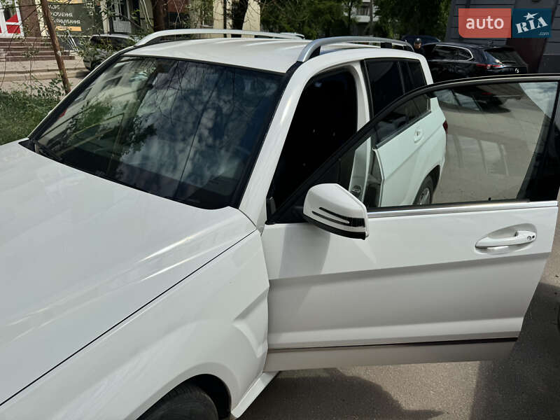 Mercedes-benz Glk-class (2013)