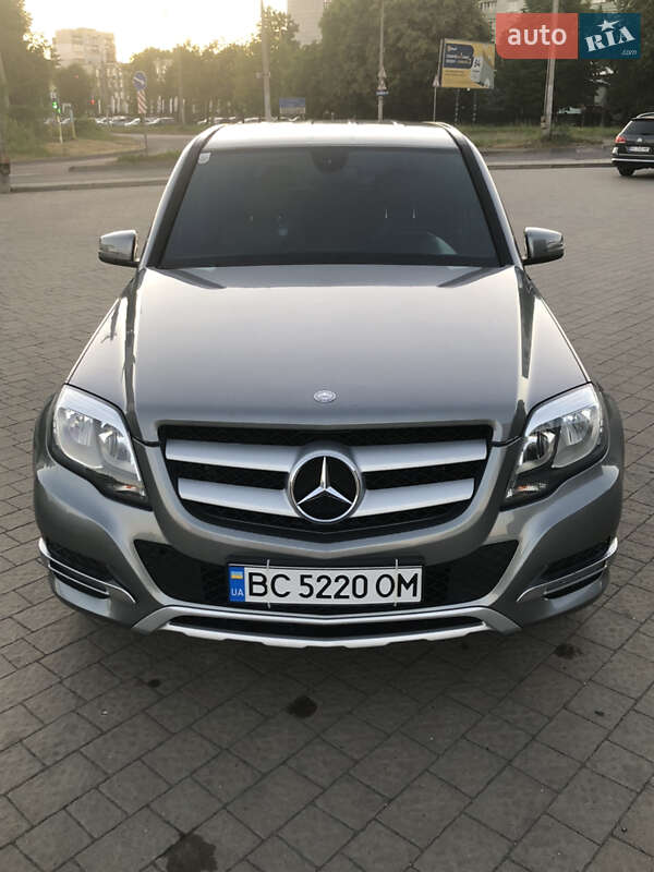 Mercedes-benz Glk-class (2012)