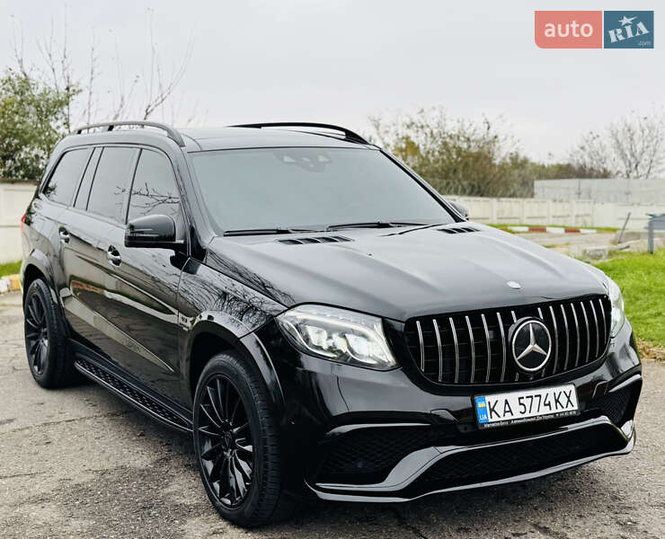 Mercedes-benz Gls 550 (2017)