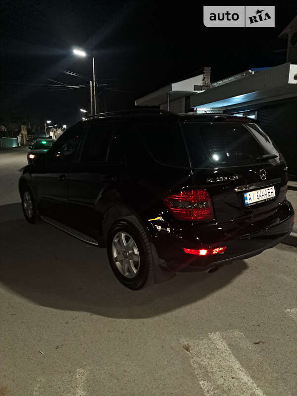 Mercedes-benz M-class (2009)