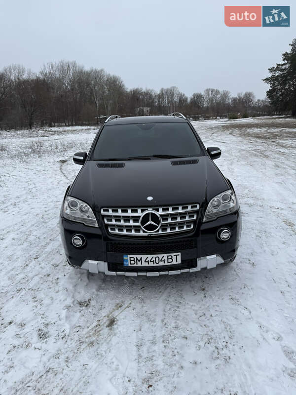 Mercedes-benz M-class (2008)