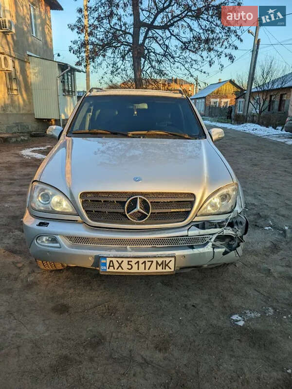 Mercedes-benz M-class (2000)