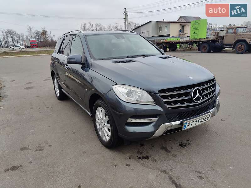 Mercedes-benz M-class (2012)
