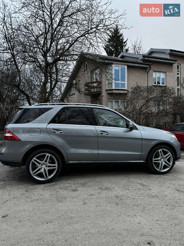 Mercedes-benz M-class (2014)