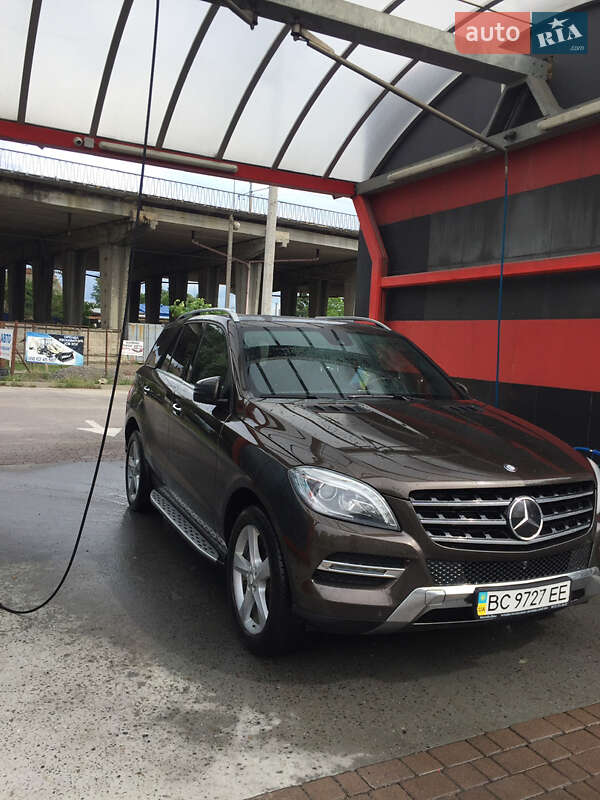 Mercedes-benz M-class (2014)