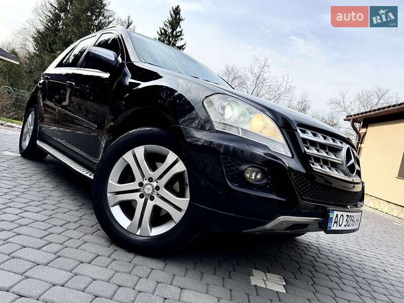Mercedes-benz M-class (2009)