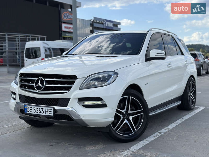 Mercedes-benz M-class (2012)
