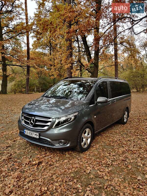 Mercedes-benz Metris (2016)