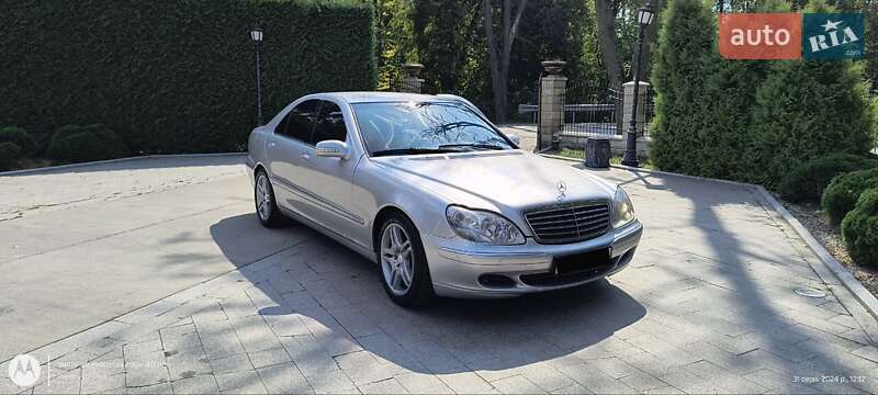 Mercedes-benz S-class (2003)