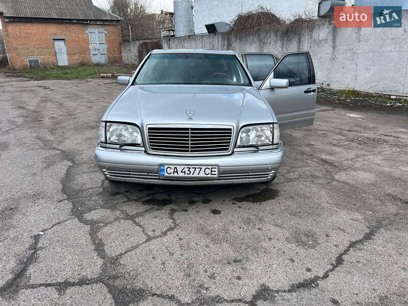Mercedes-benz S-class (1998)