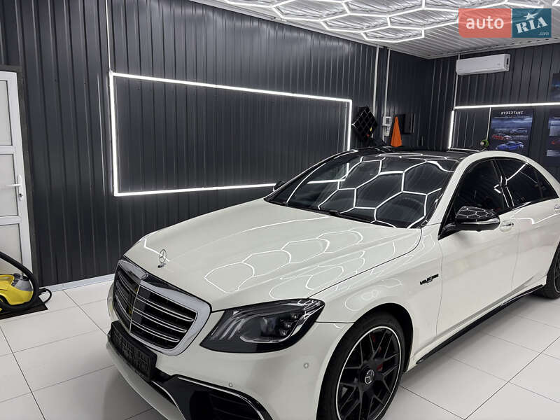 Mercedes-benz S-class (2013)