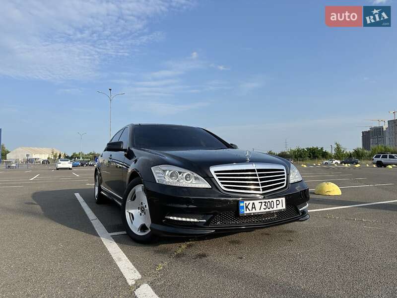 Mercedes-benz S-class (2007)