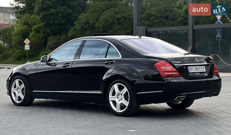 Mercedes-benz S-class (2010)