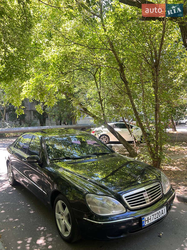 Mercedes-benz S-class (1999)