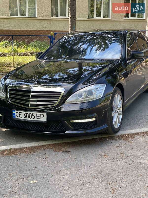 Mercedes-benz S-class (2010)