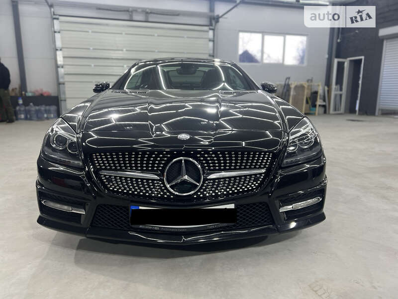 Mercedes-benz Slk-class (2012)