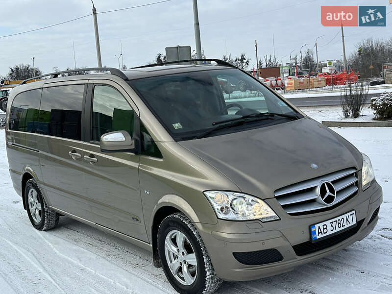 Mercedes-benz Viano (2011)