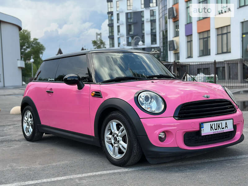 Mini Hatch (2013)
