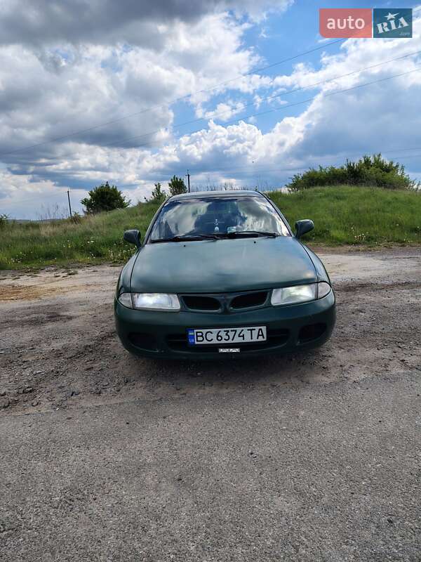 Mitsubishi Carisma (1996)