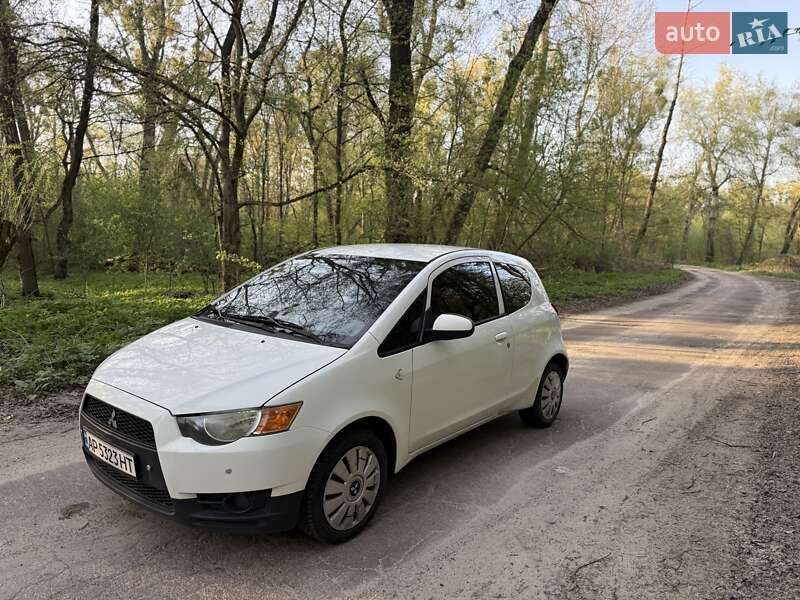 Mitsubishi Colt (2009)