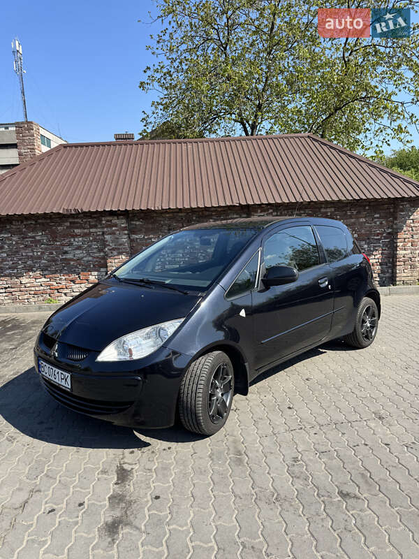 Mitsubishi Colt (2008)
