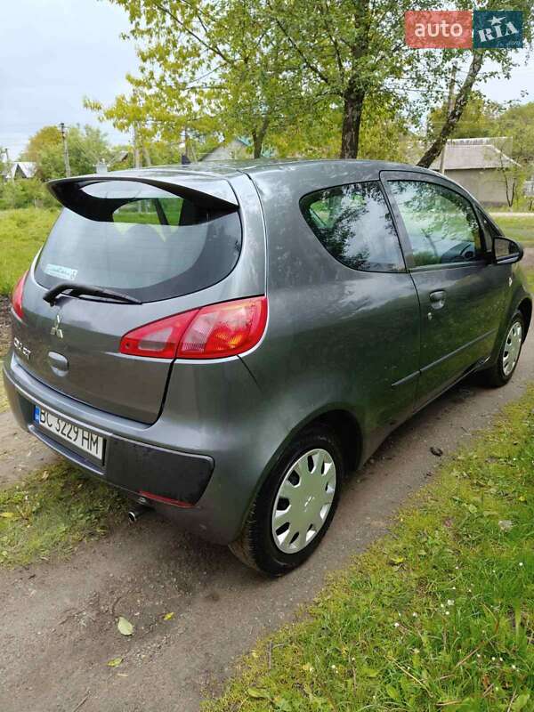 Mitsubishi Colt (2005)