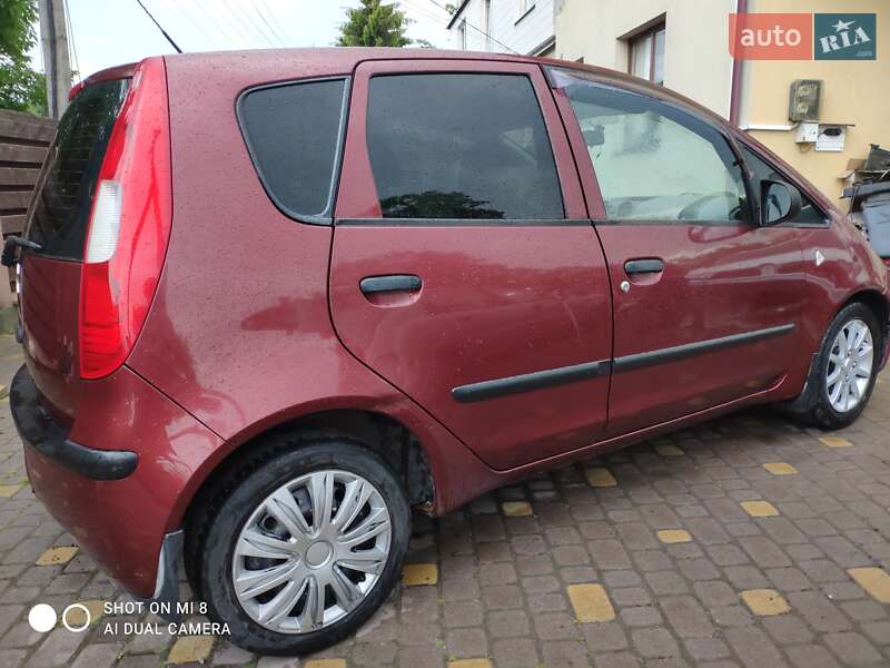 Mitsubishi Colt (2006)