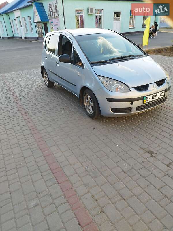 Mitsubishi Colt (2006)